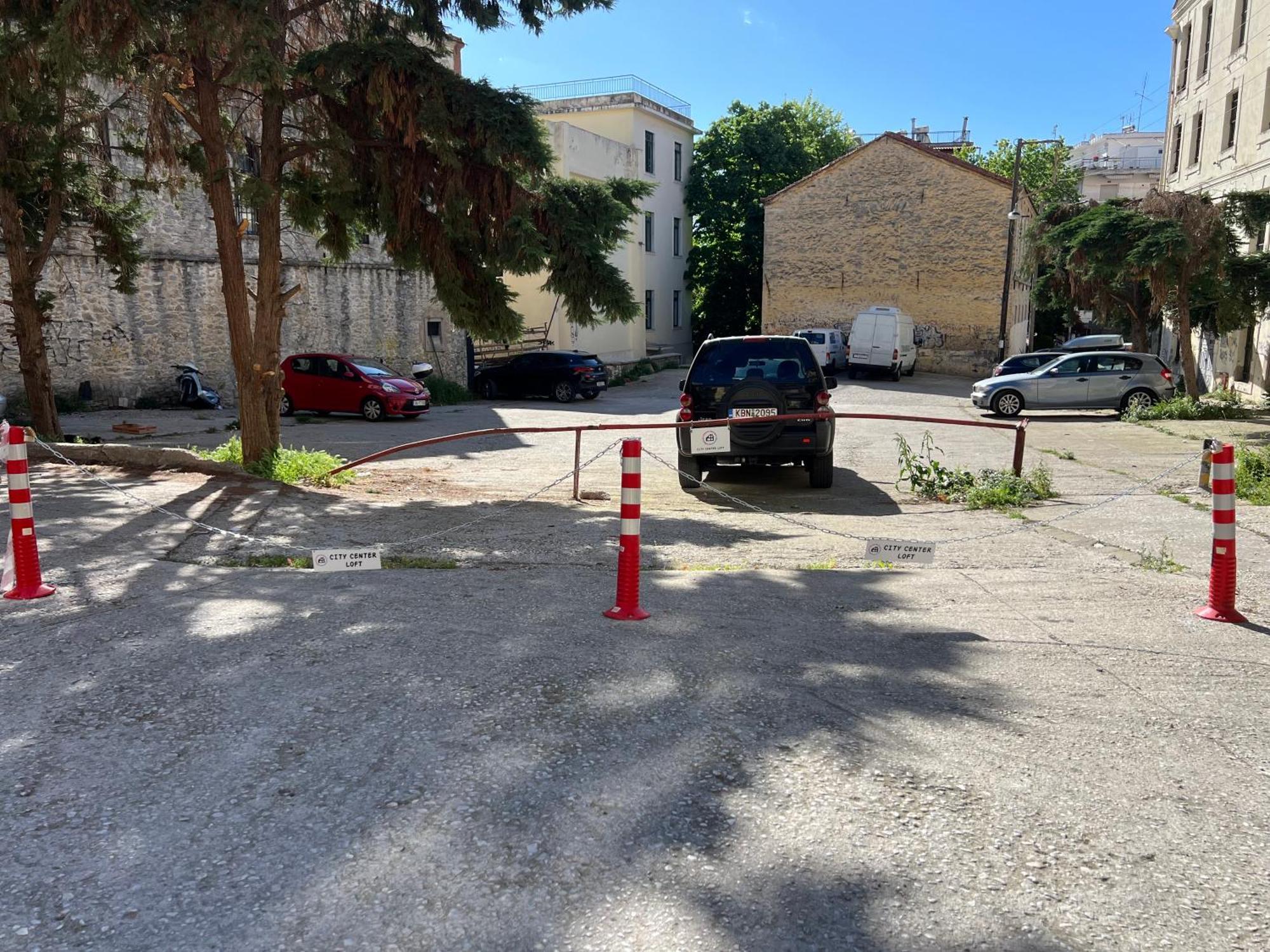 City Center Loft With Private Parking Kavala Exteriör bild
