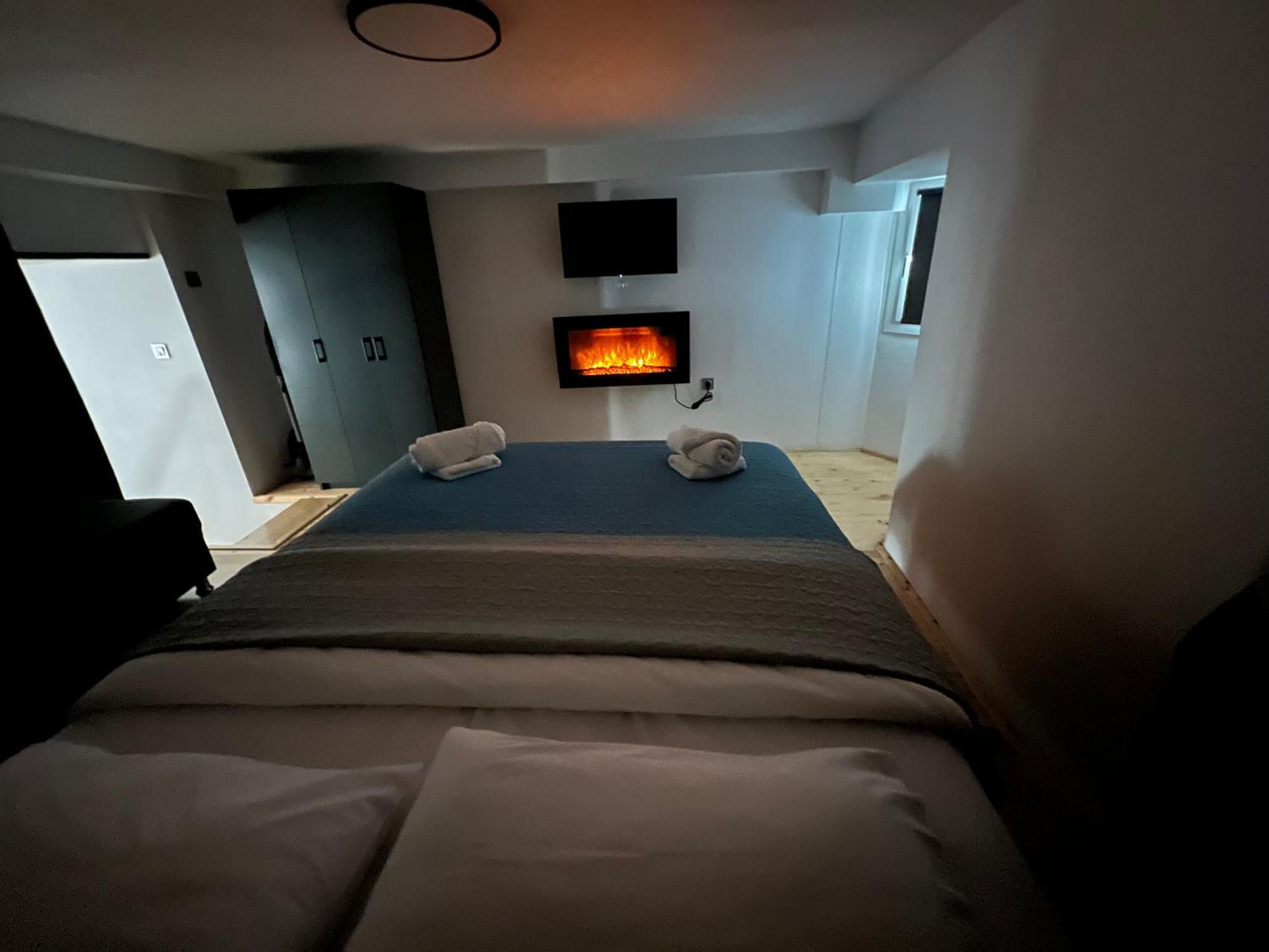 City Center Loft With Private Parking Kavala Exteriör bild